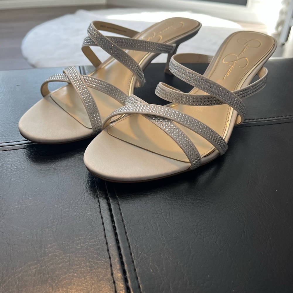Gray Kitten Heel Dress Shoes with Straps